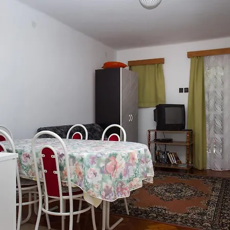 Hébergement de vacances Familia Nyaralo 87 *
