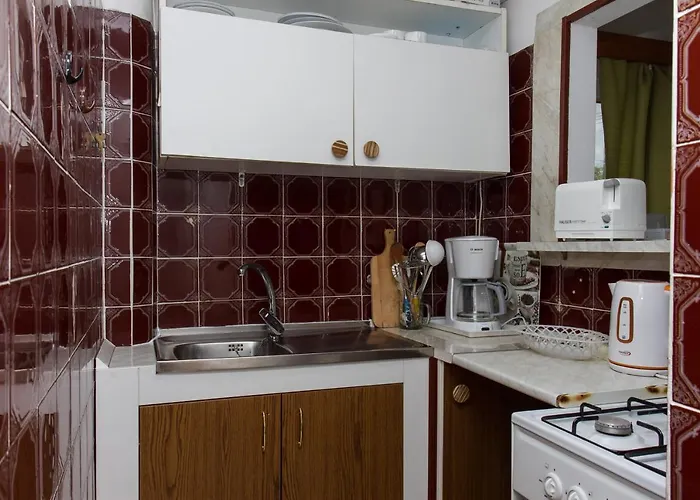 Familia Nyaralo 87 * 발라톤페니베스